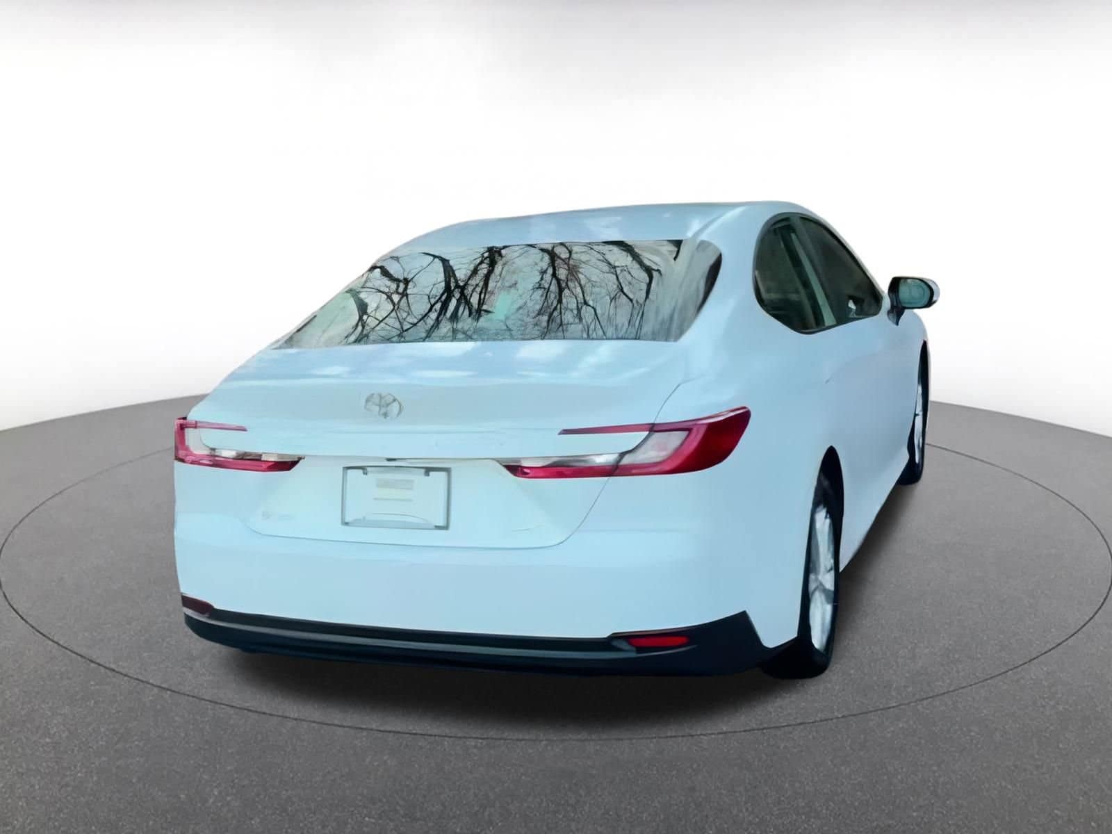 Thumbnail: 2025 Toyota Camry - 16