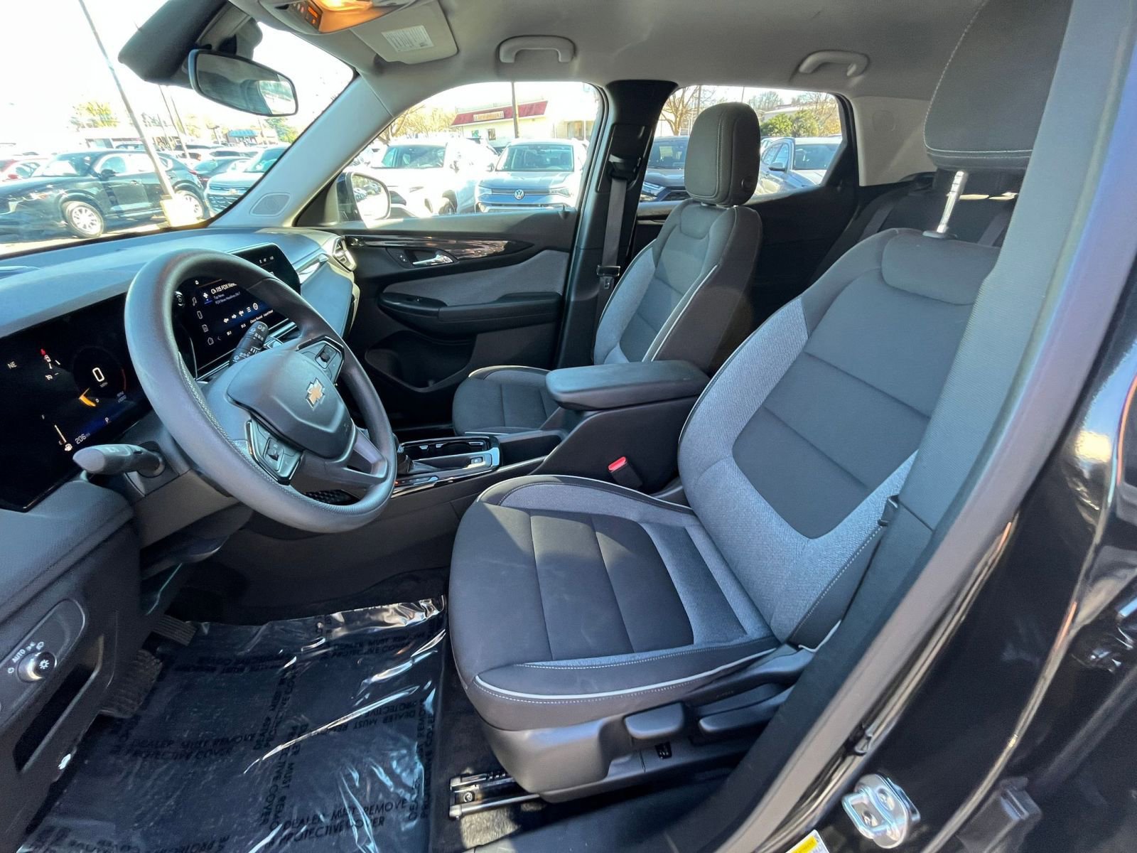 Thumbnail: 2025 Chevrolet TrailBlazer - 30