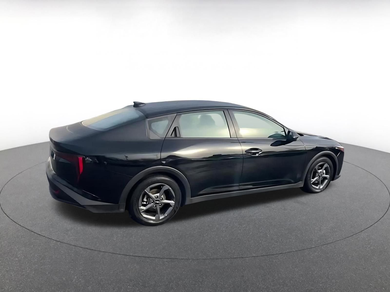 Thumbnail: 2025 Kia K4 - 15