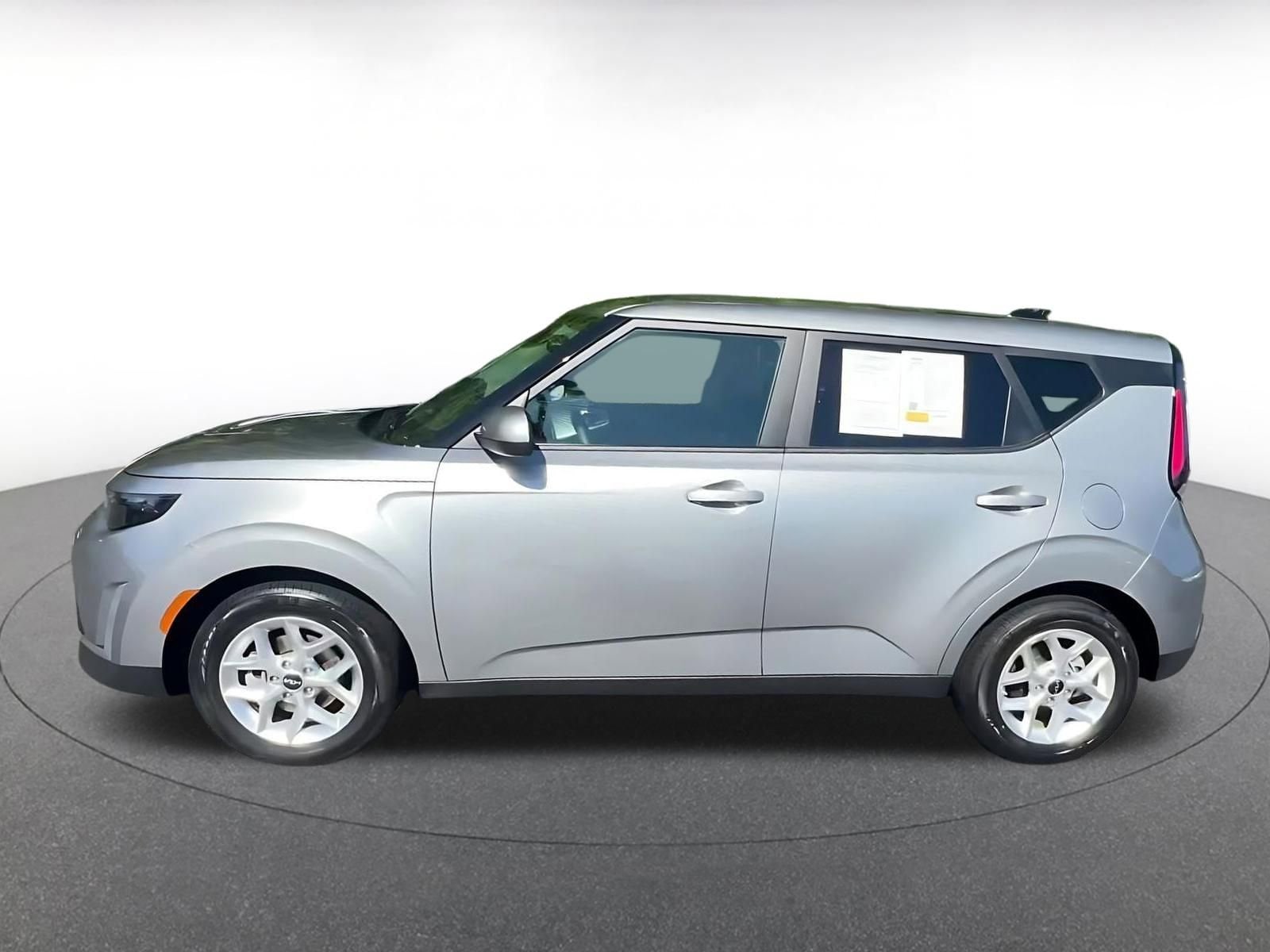 Thumbnail: 2025 Kia Soul - 9