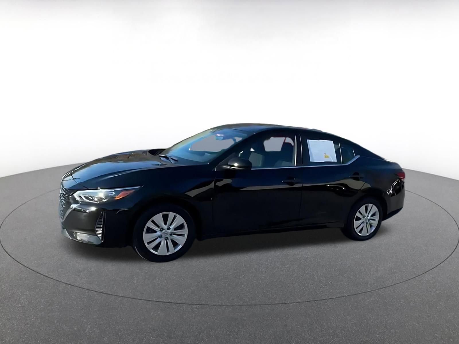 Thumbnail: 2025 Nissan Sentra - 4