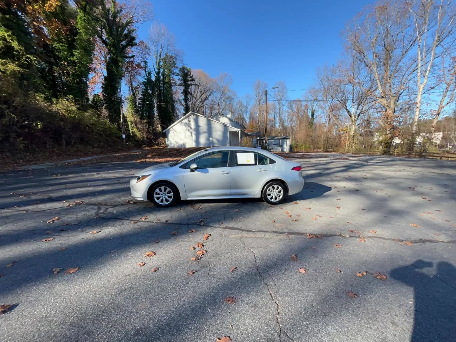 Thumbnail: 2025 Toyota Corolla - 16