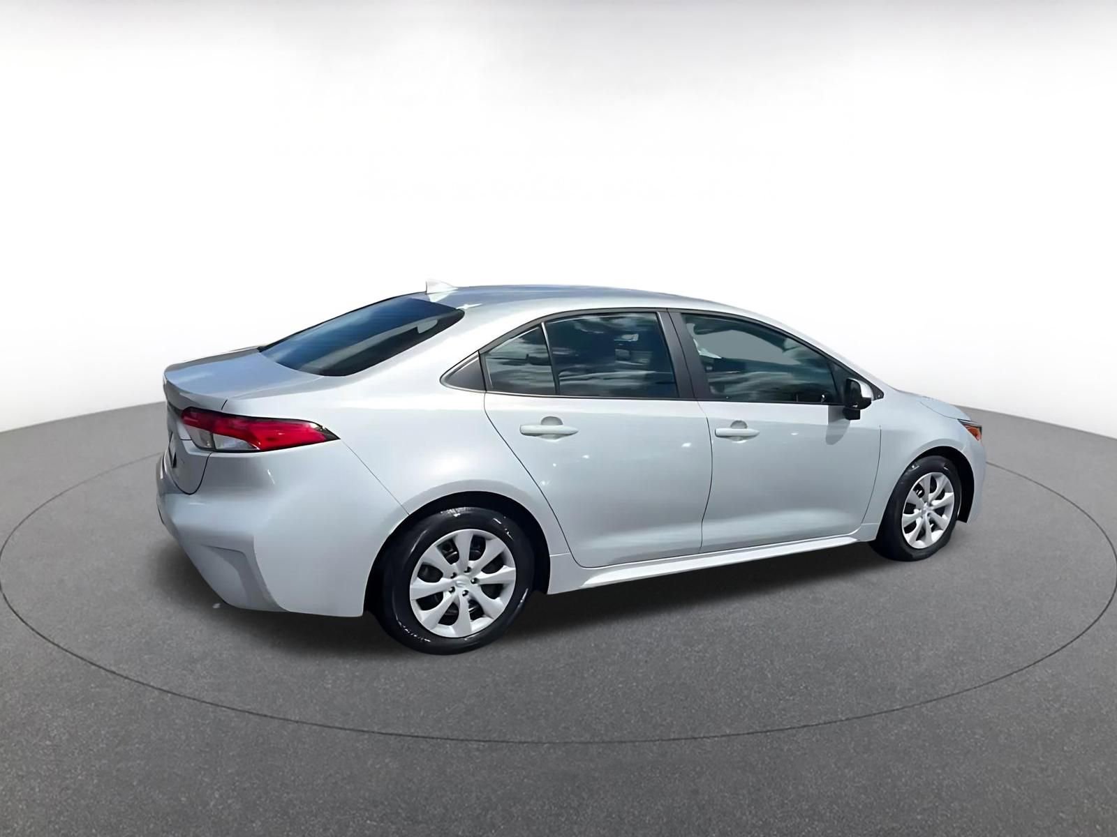 Thumbnail: 2025 Toyota Corolla - 15