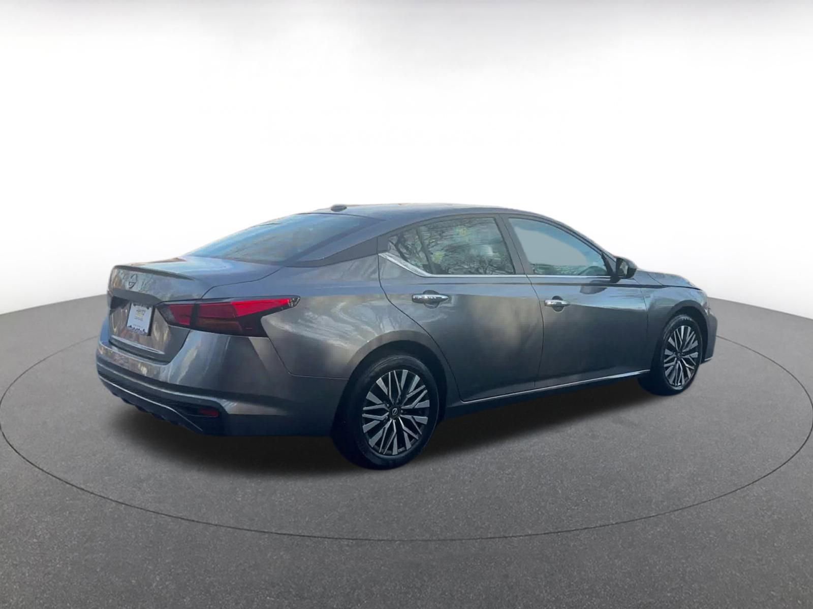 Thumbnail: 2025 Nissan Altima - 14