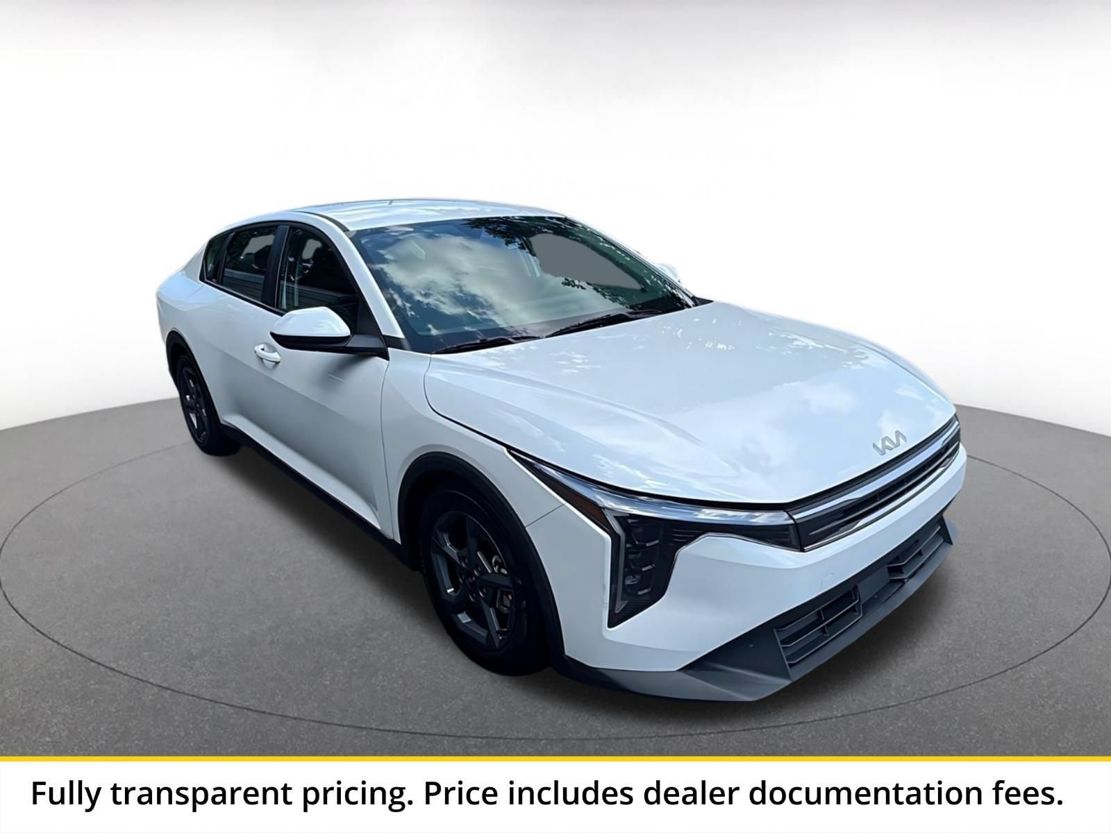 Thumbnail: 2026 Kia K4 - 1