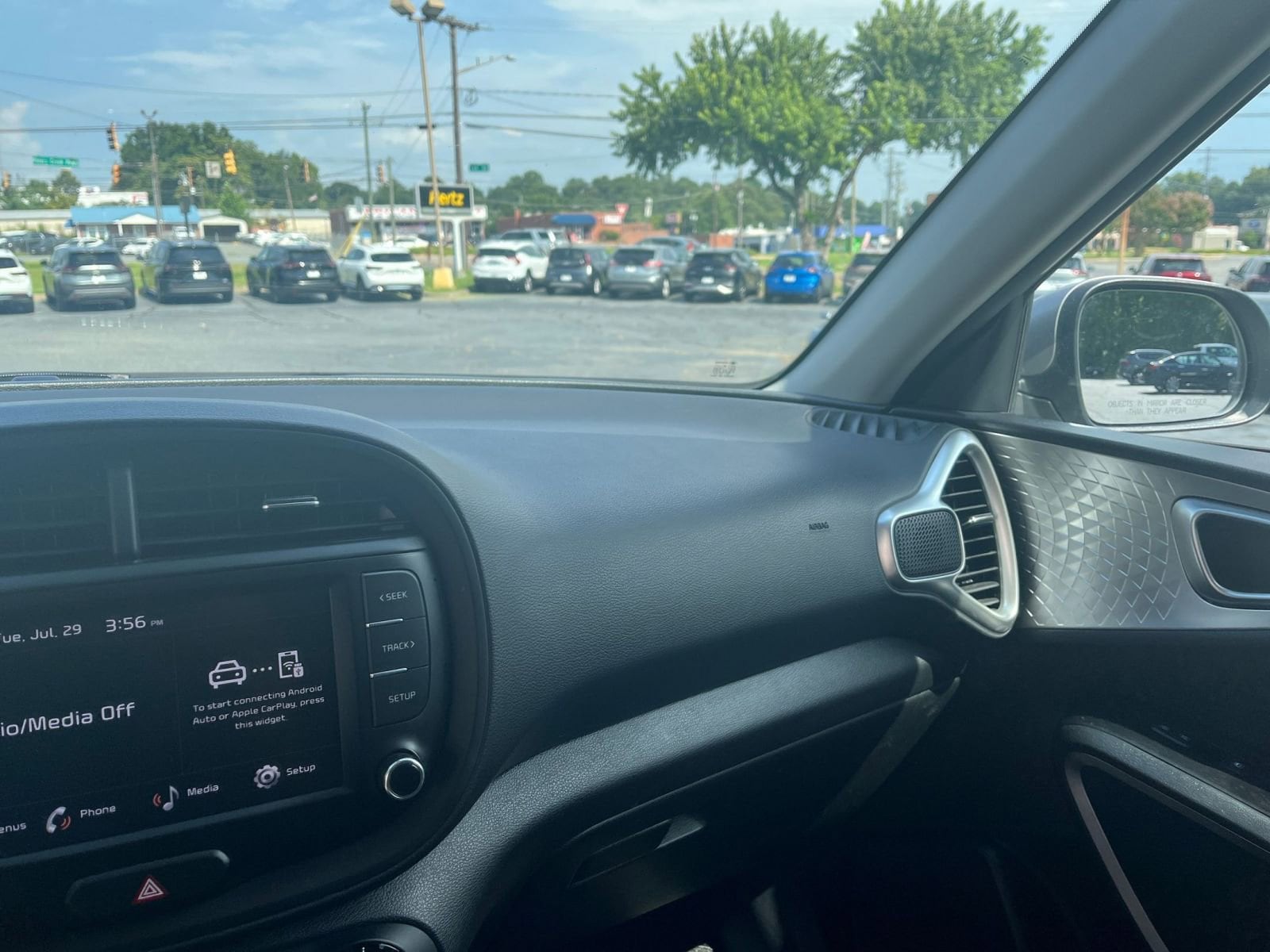 Thumbnail: 2023 Kia Soul - 31