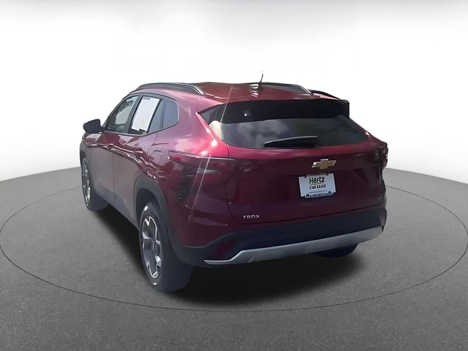 Thumbnail: 2025 Chevrolet Trax - 9