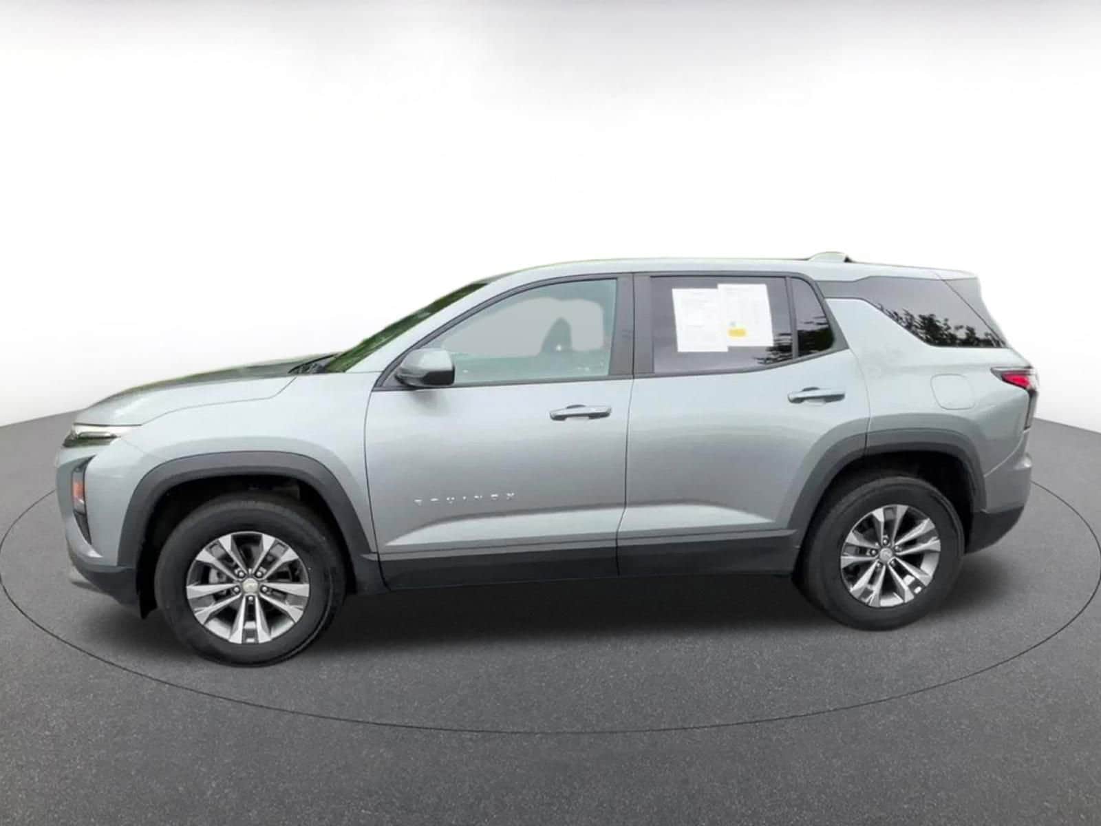 Thumbnail: 2025 Chevrolet Equinox - 9