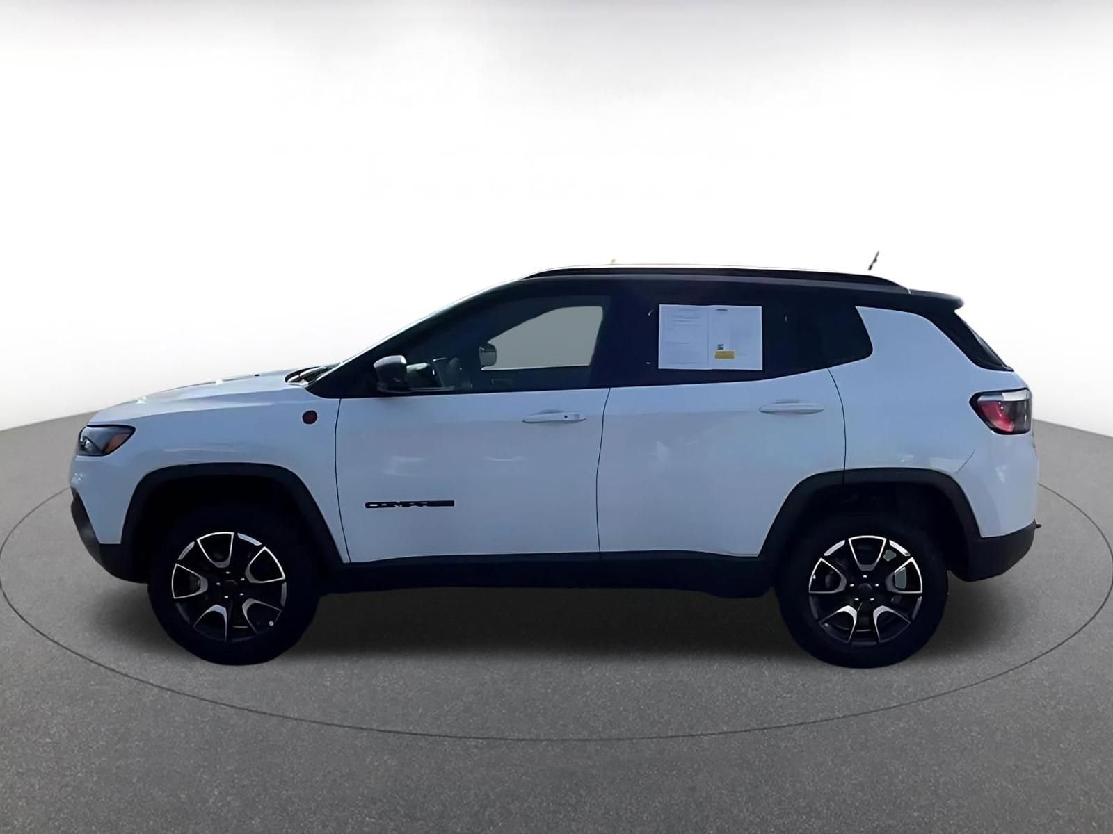 Thumbnail: 2025 Jeep Compass - 8