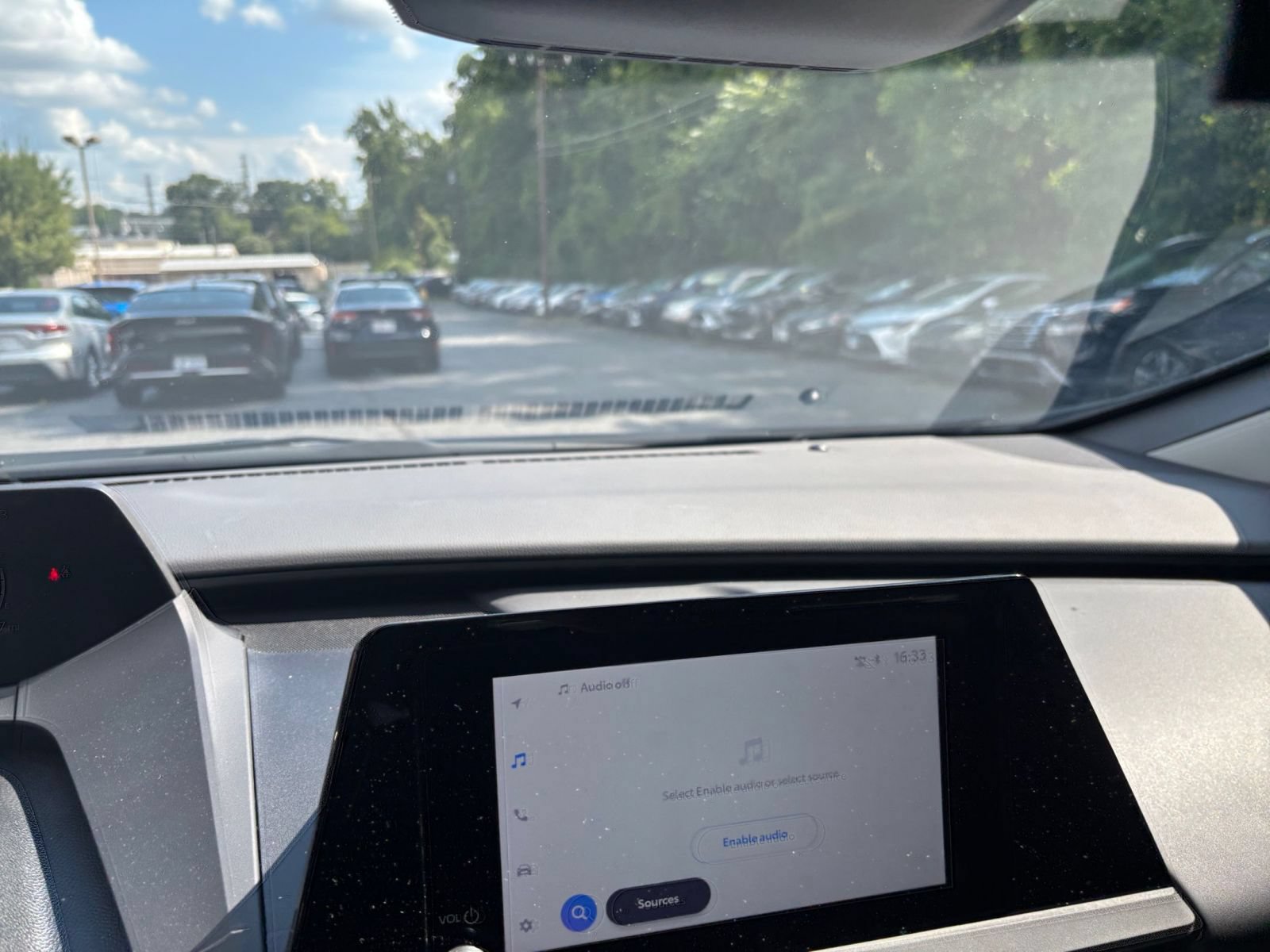 Thumbnail: 2025 Toyota Prius - 17