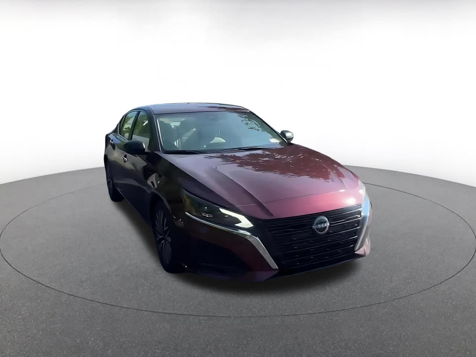 Thumbnail: 2025 Nissan Altima - 3