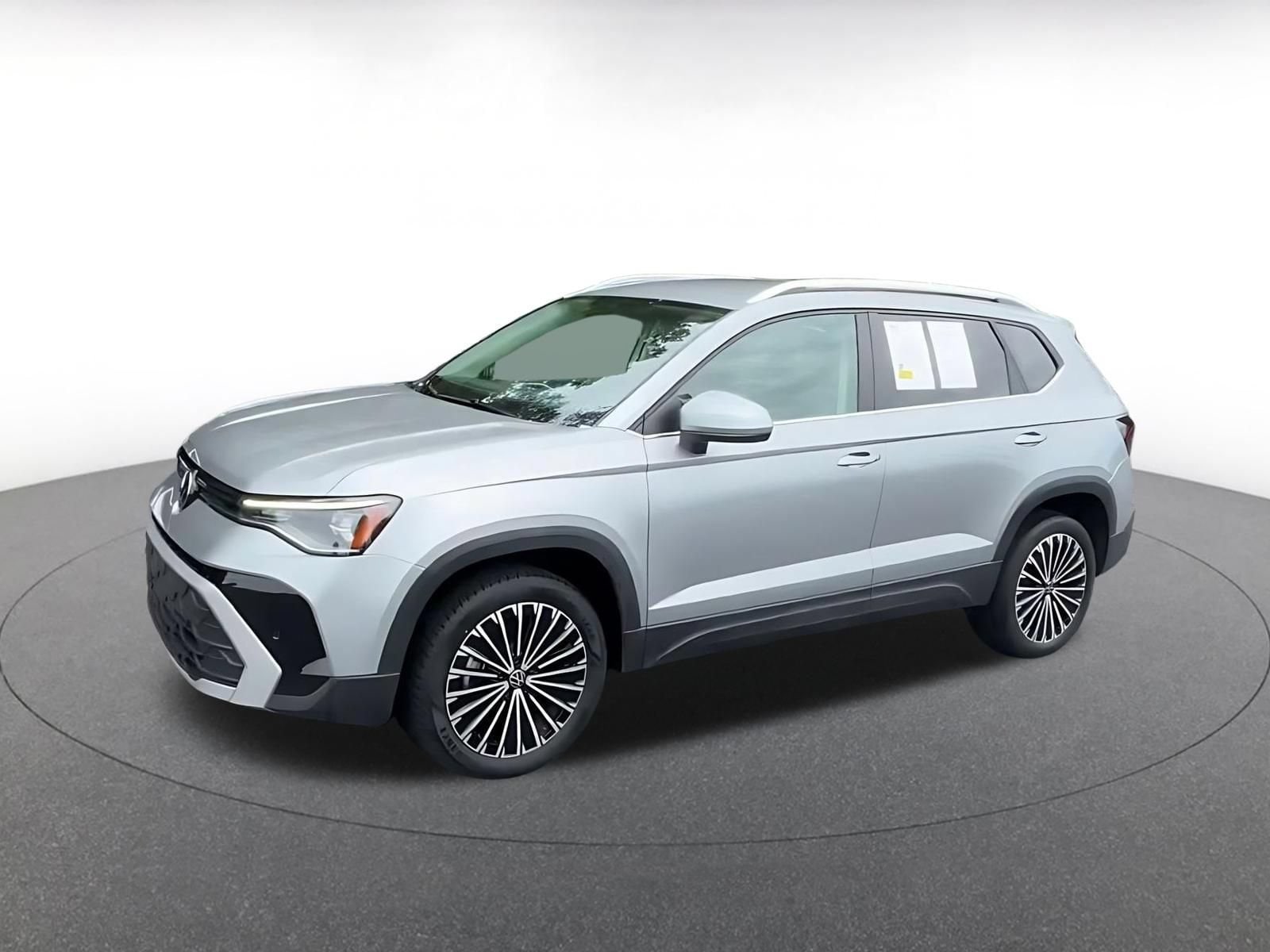 Thumbnail: 2026 Volkswagen Taos - 8