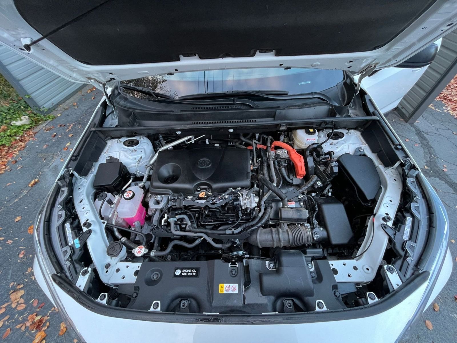 Thumbnail: 2025 Toyota RAV4 - 28