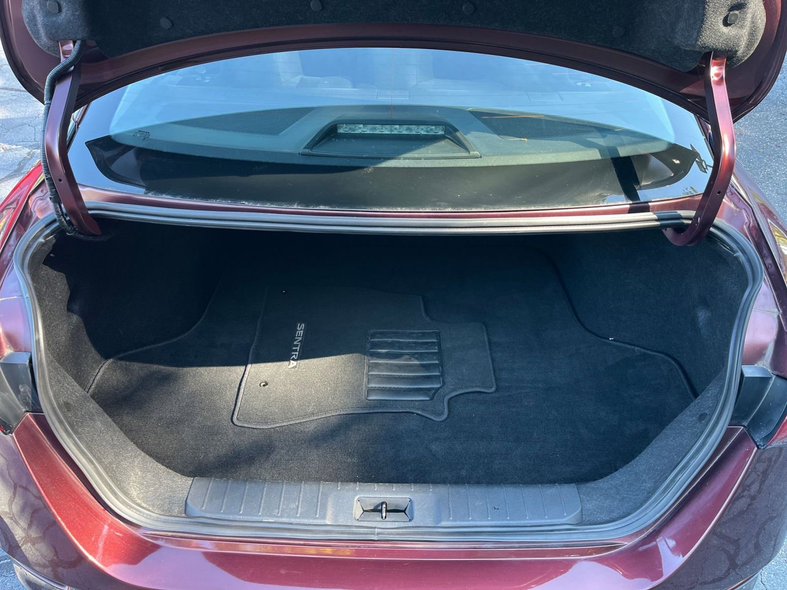 Thumbnail: 2024 Nissan Sentra - 27