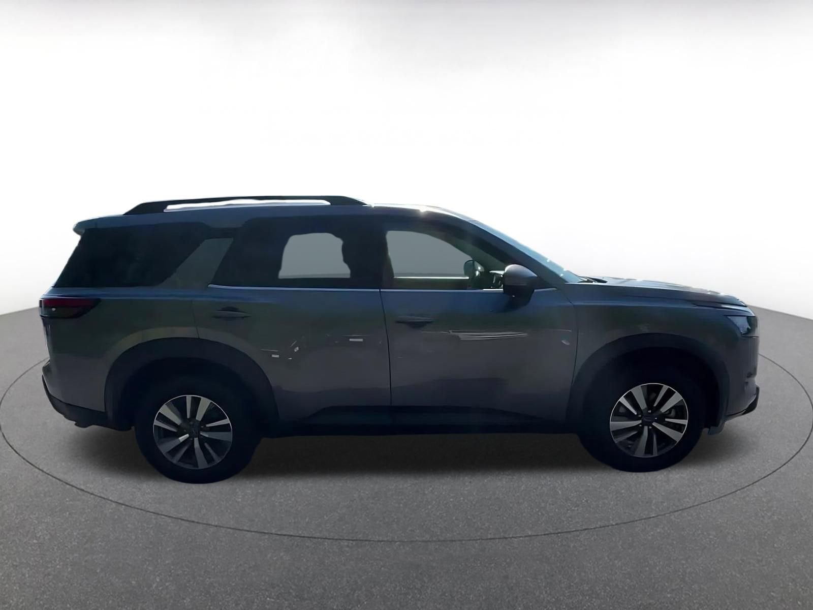 Thumbnail: 2025 Nissan Pathfinder - 16