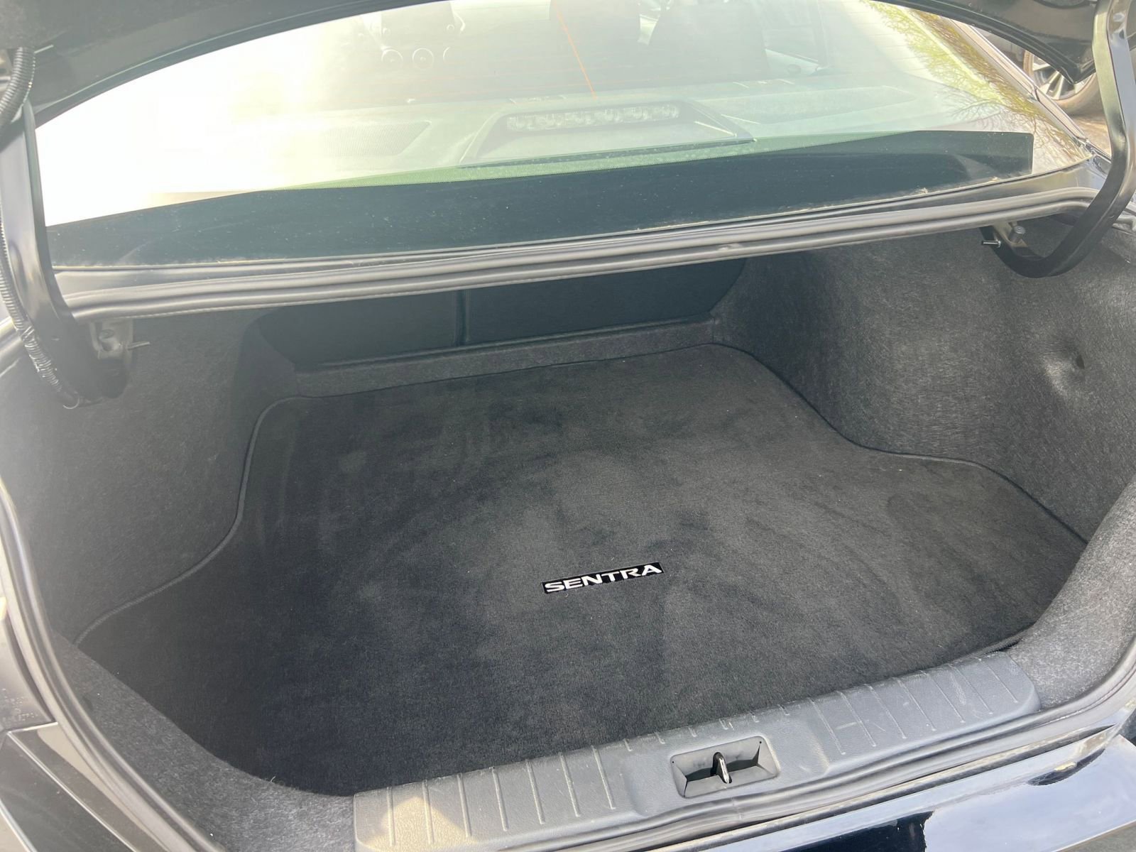 Thumbnail: 2025 Nissan Sentra - 25