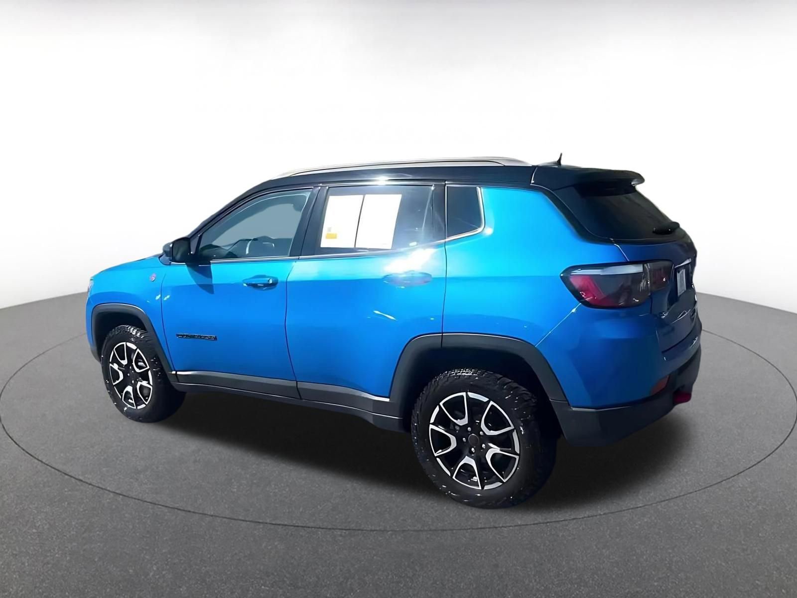 Thumbnail: 2025 Jeep Compass - 10