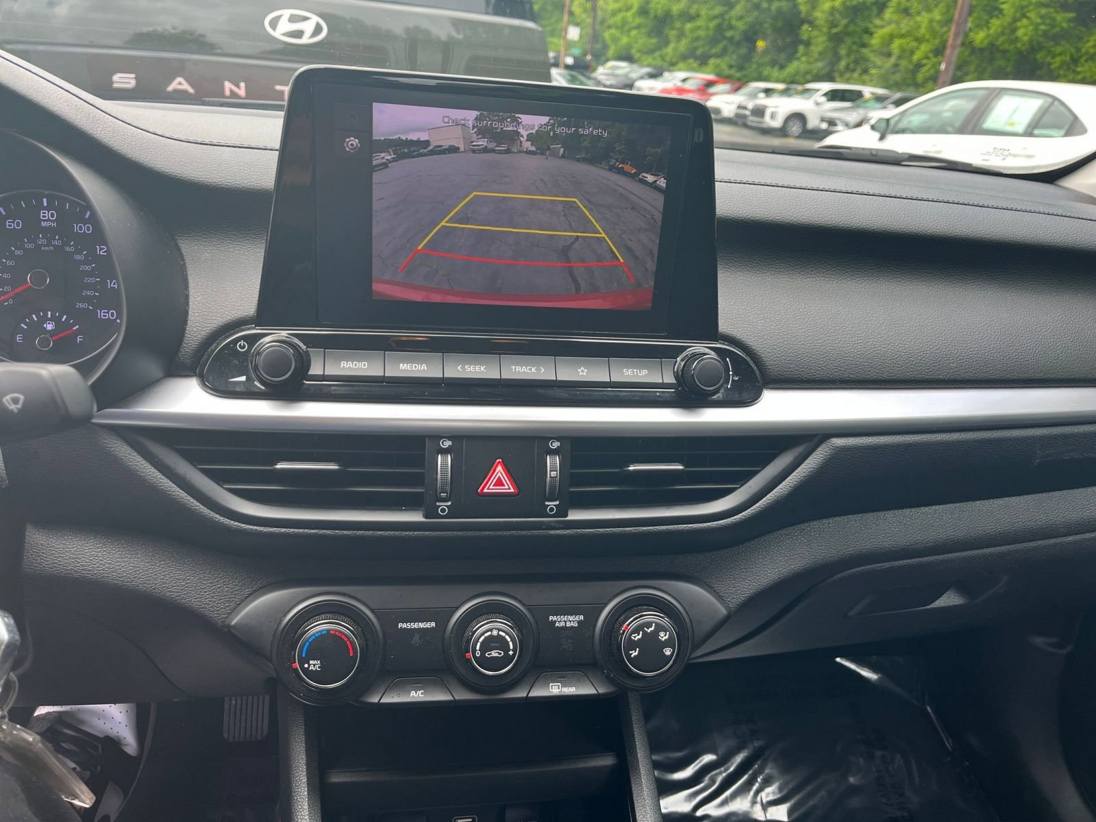 Thumbnail: 2023 Kia Forte - 17