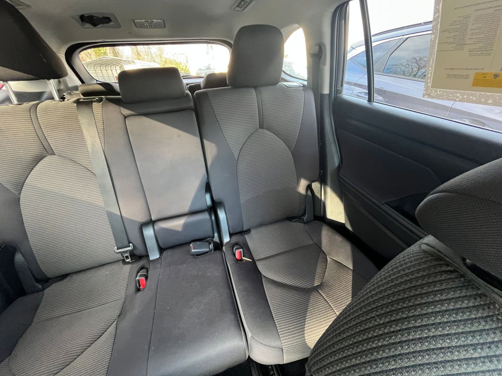 Thumbnail: 2025 Toyota Highlander - 34