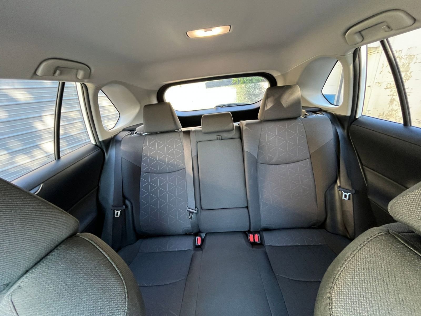 Thumbnail: 2025 Toyota RAV4 - 34