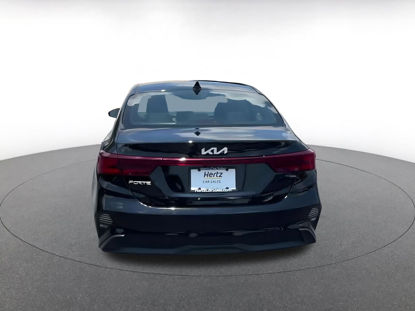 Thumbnail: 2024 Kia Forte - 12