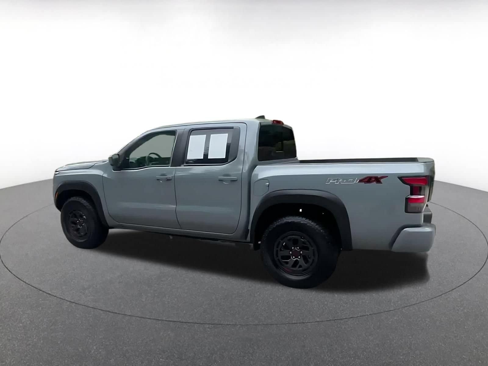 Thumbnail: 2026 Nissan Frontier - 8