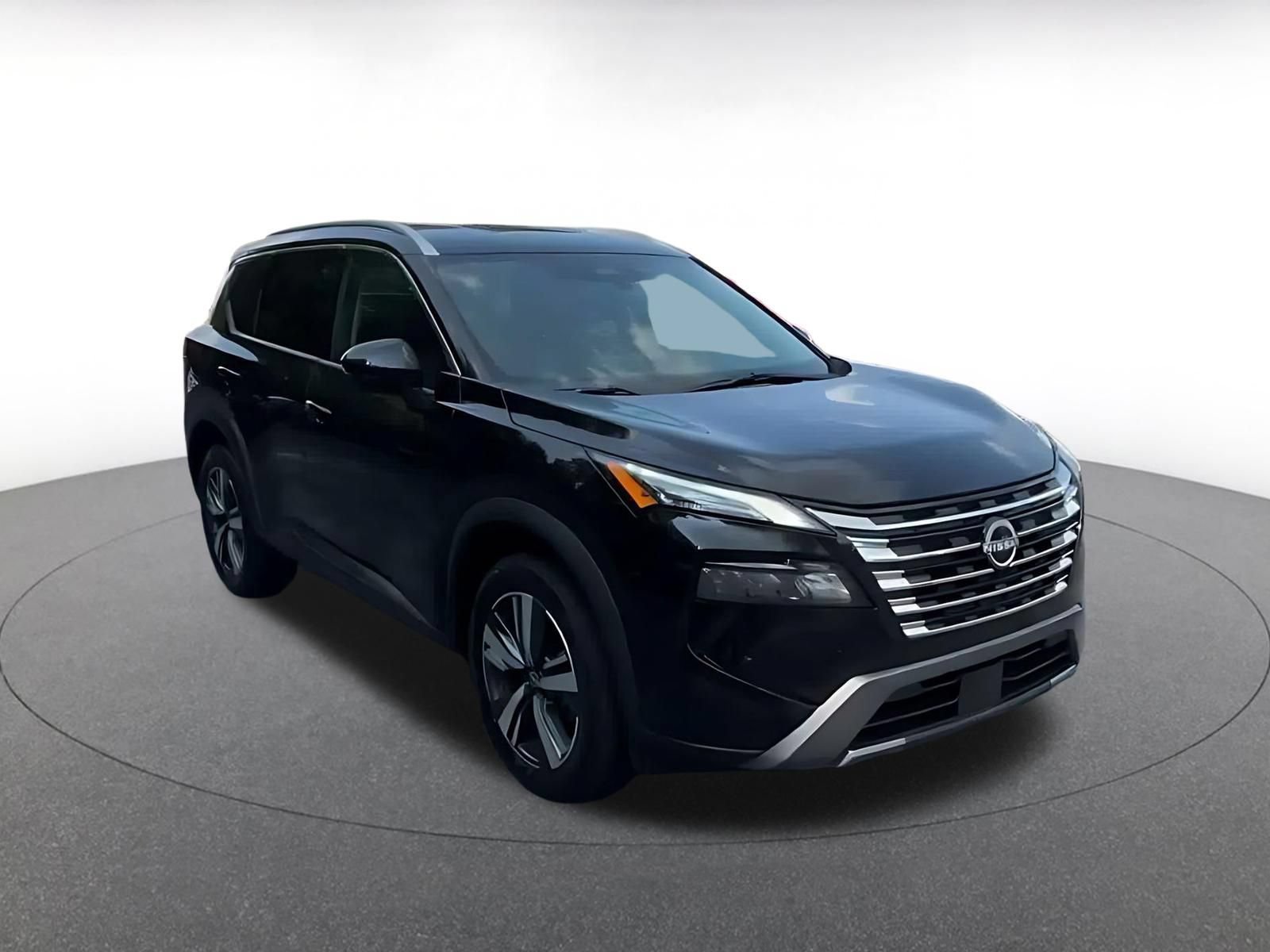 Thumbnail: 2026 Nissan Rogue - 3