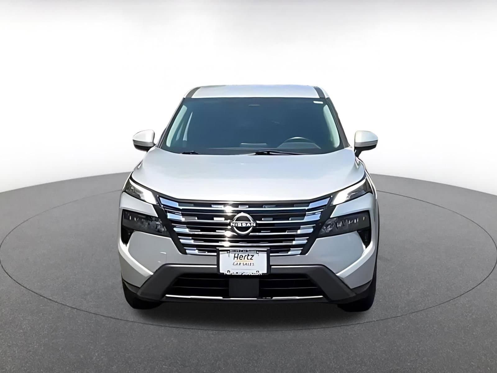 Thumbnail: 2025 Nissan Rogue - 4