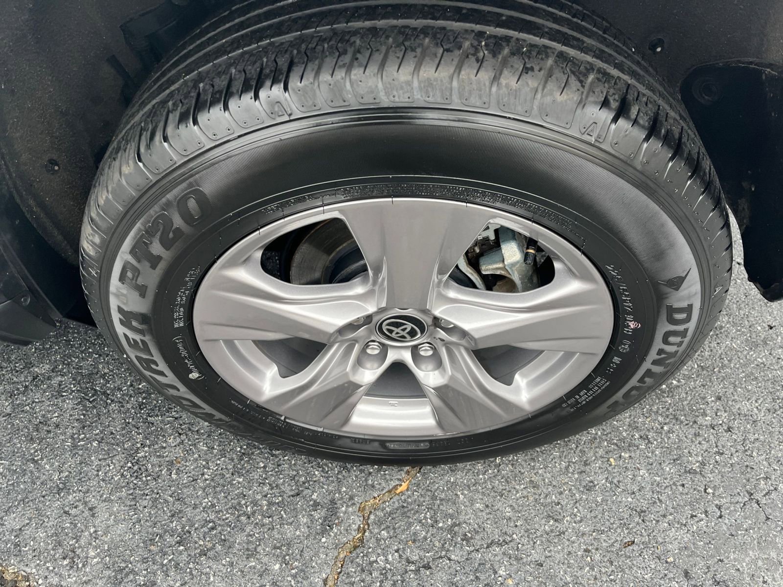 Thumbnail: 2025 Toyota RAV4 - 25