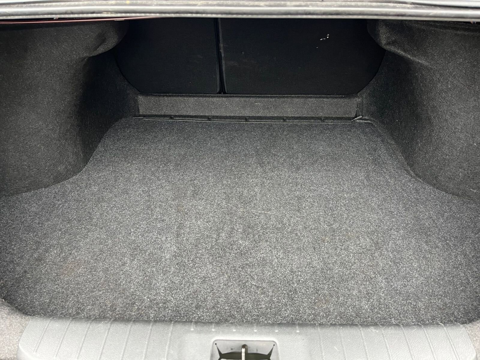 Thumbnail: 2025 Nissan Sentra - 25