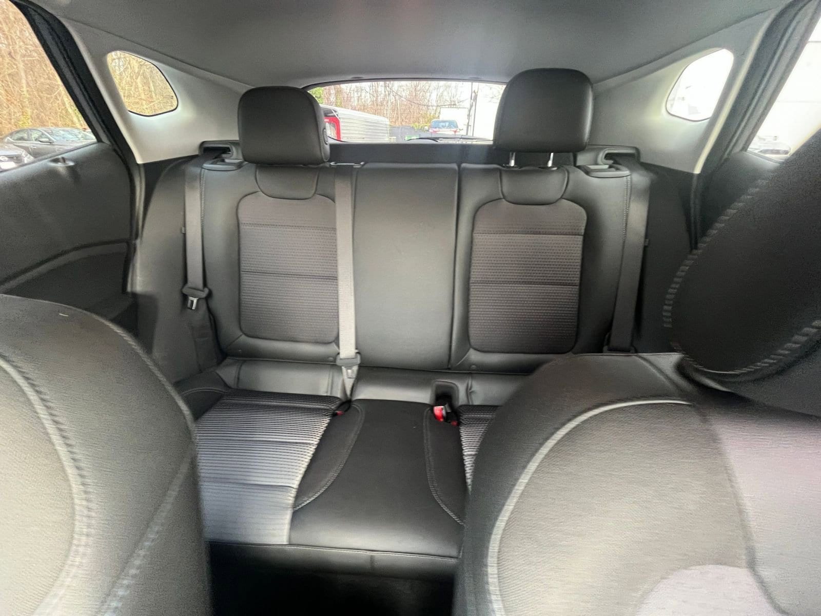 Thumbnail: 2025 Chevrolet Trax - 32