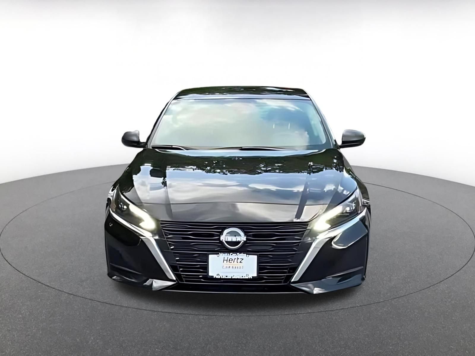 Thumbnail: 2025 Nissan Altima - 4