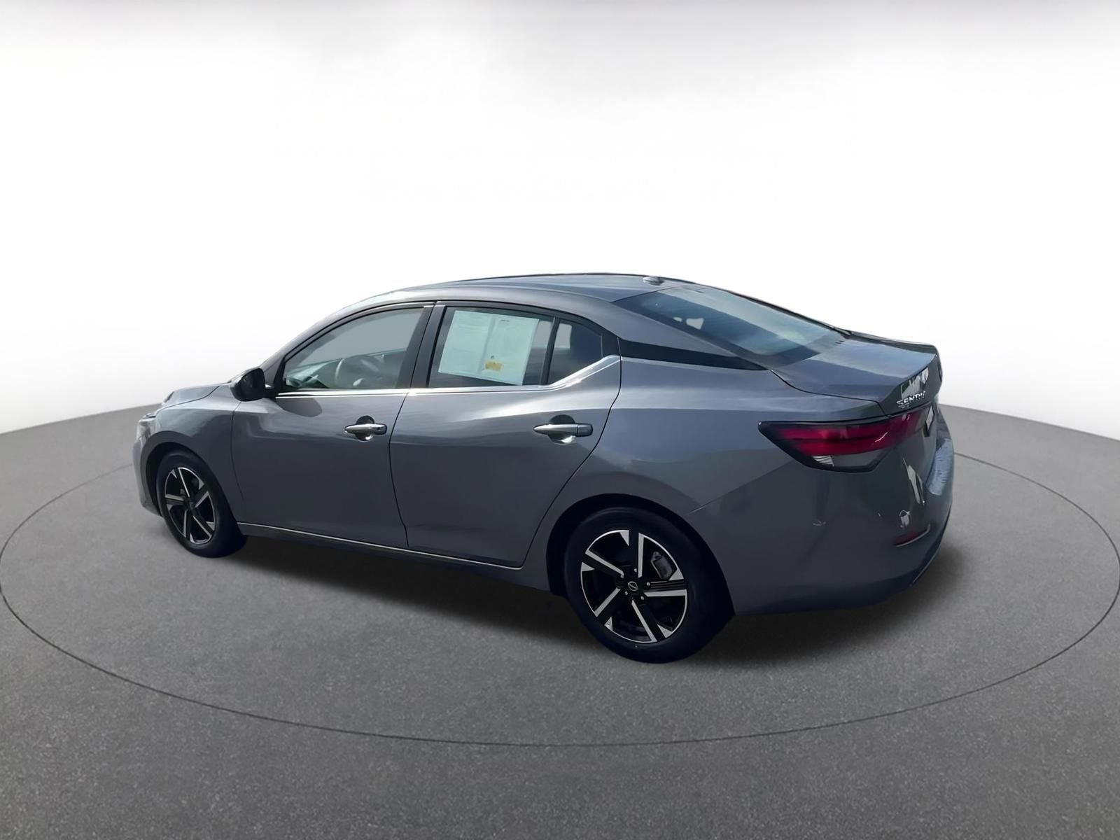 Thumbnail: 2024 Nissan Sentra - 10