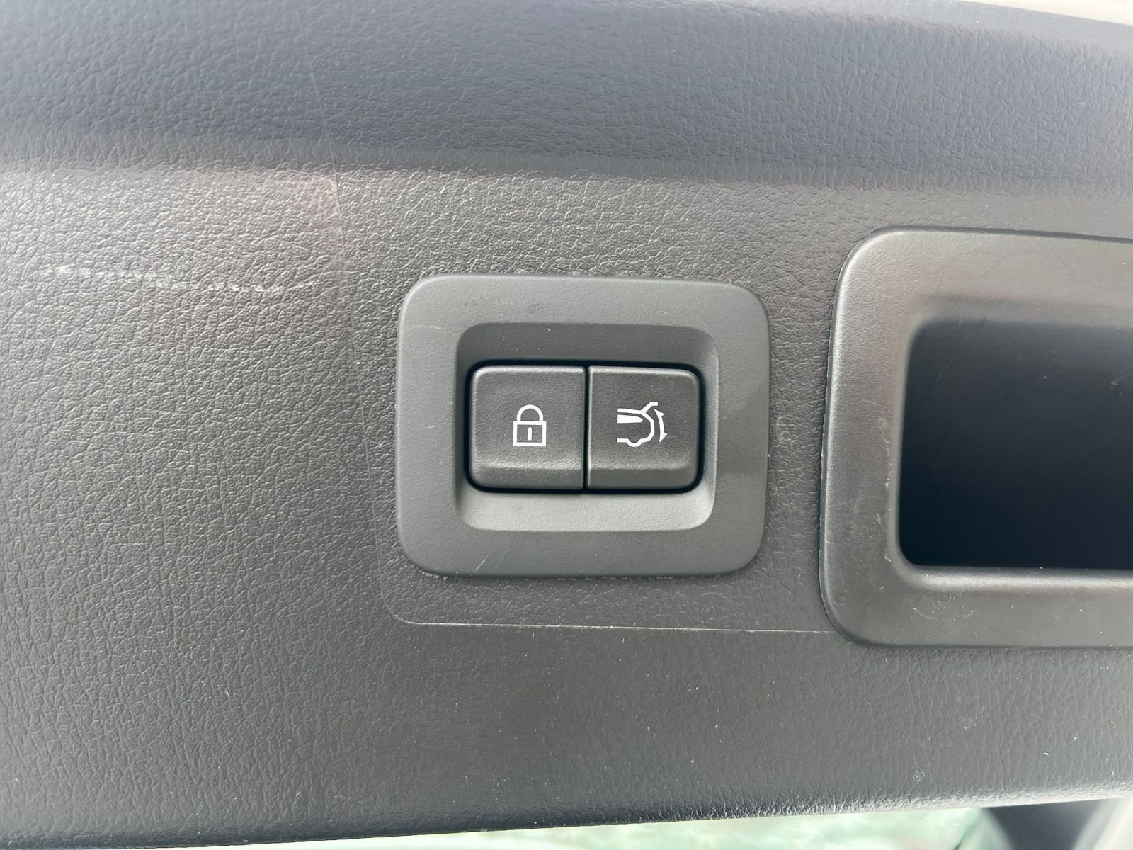 Thumbnail: 2025 Mazda CX-50 - 20