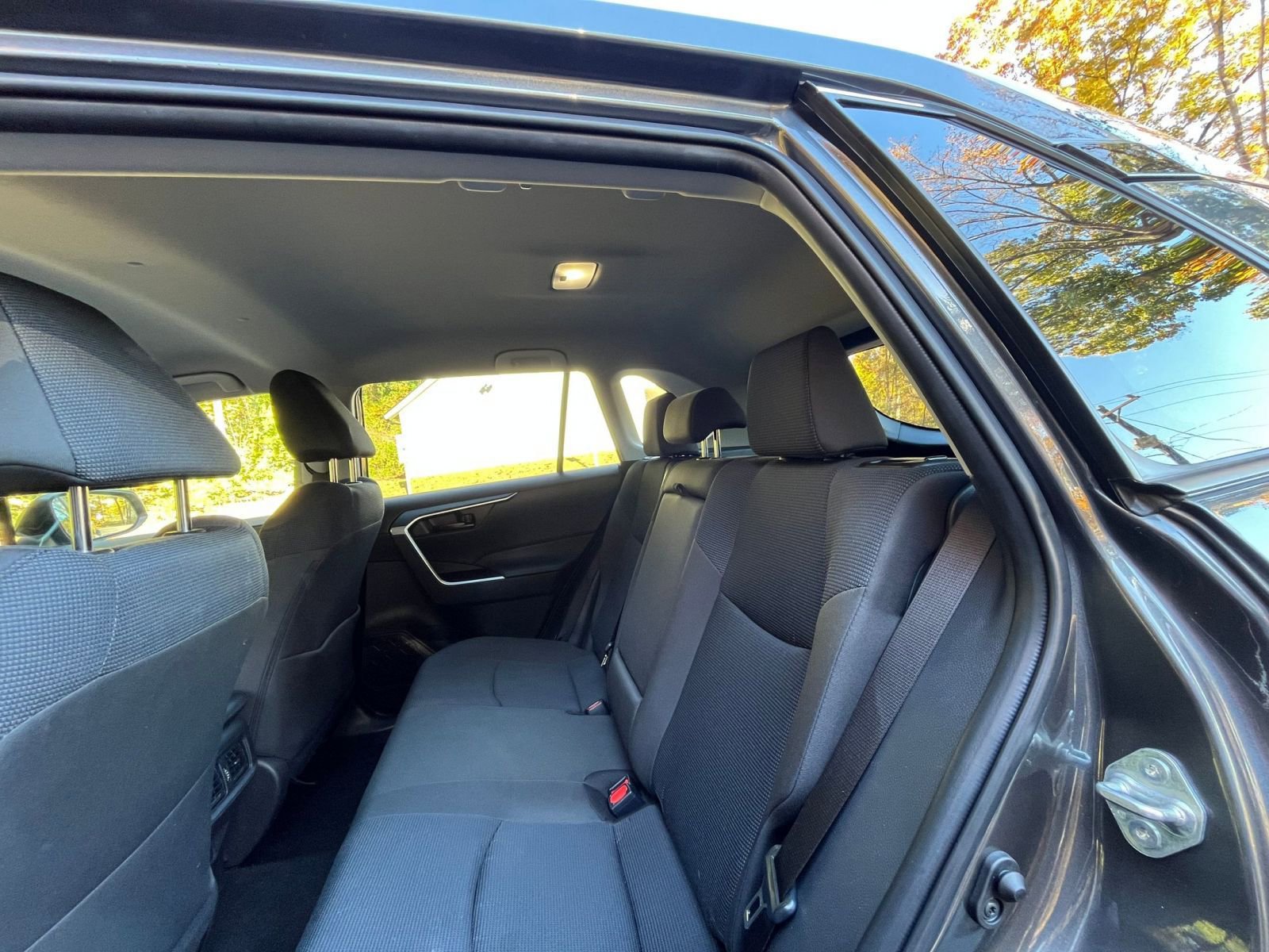 Thumbnail: 2025 Toyota RAV4 - 22