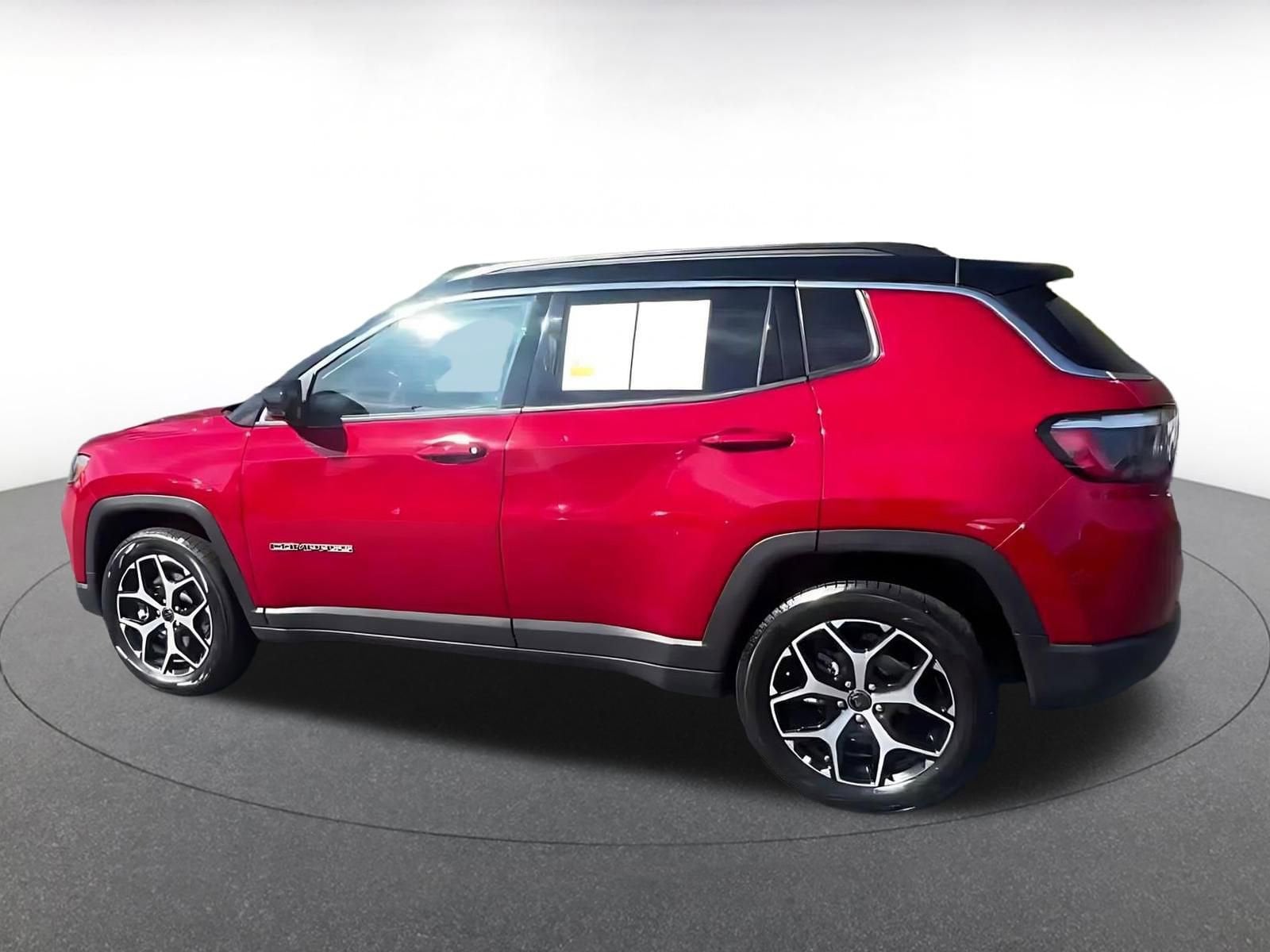 Thumbnail: 2025 Jeep Compass - 10