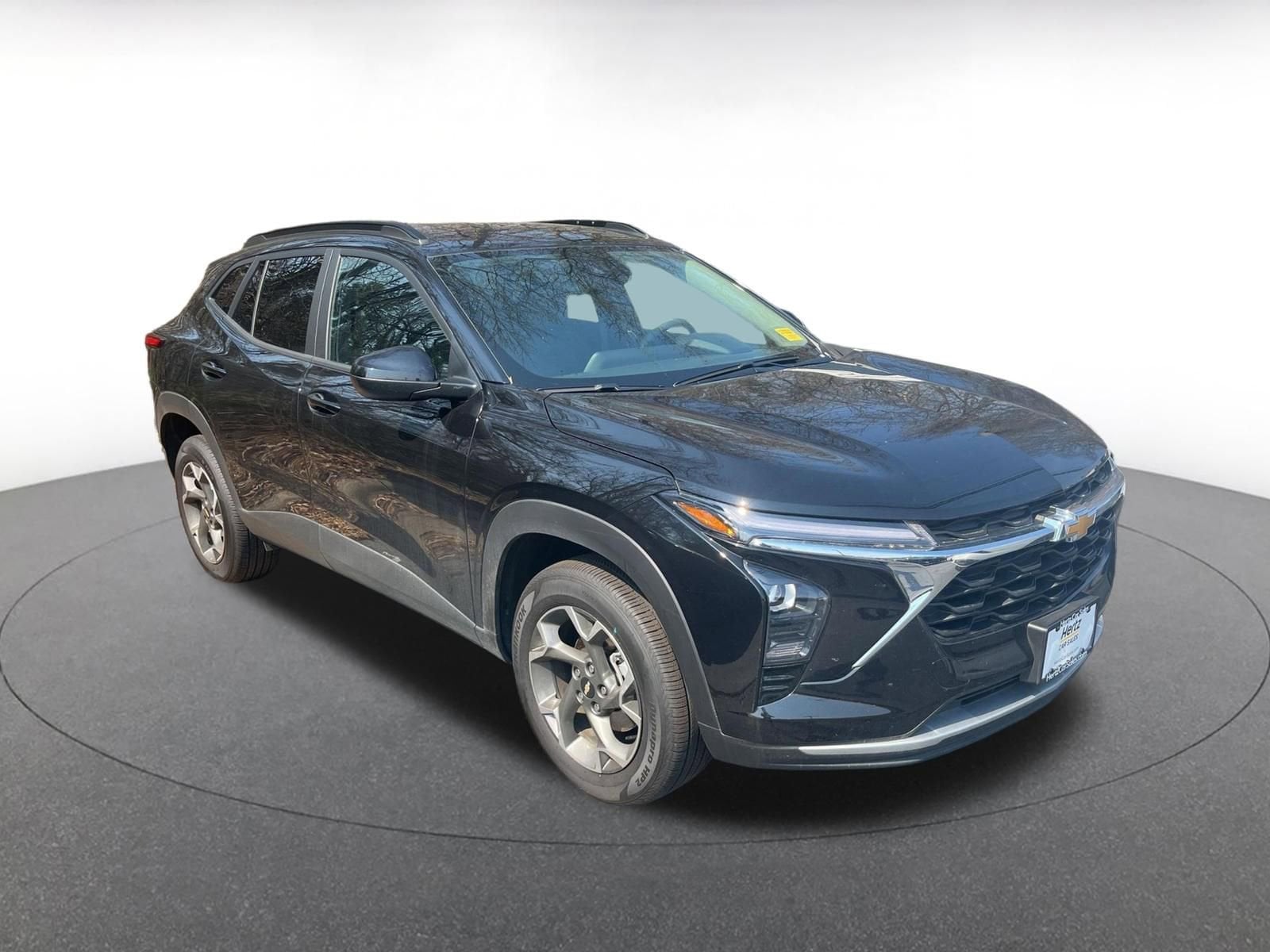 Thumbnail: 2025 Chevrolet Trax - 3