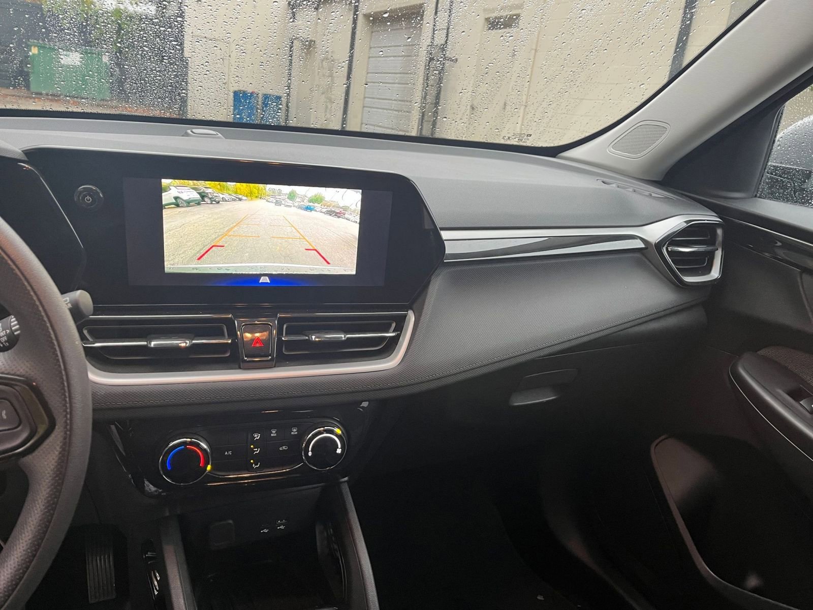 Thumbnail: 2025 Chevrolet TrailBlazer - 17