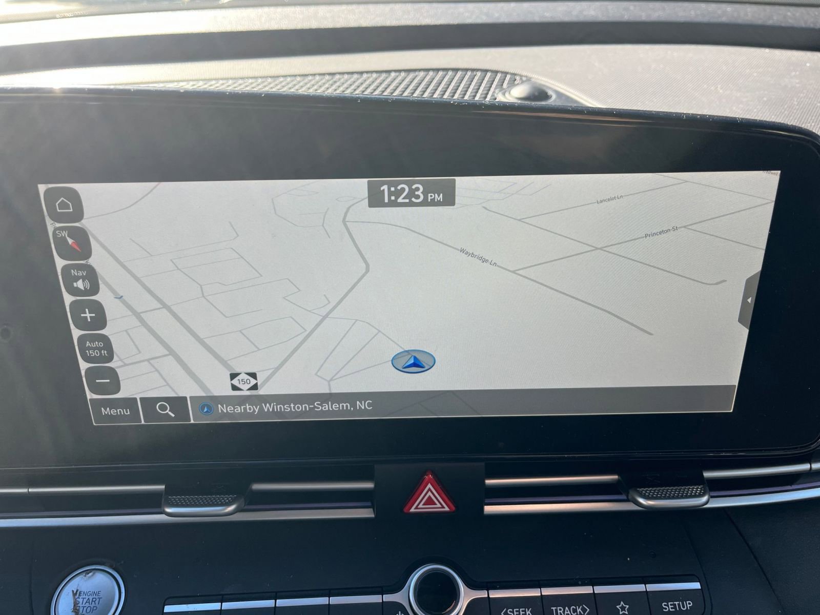 Thumbnail: 2025 Hyundai Elantra - 18