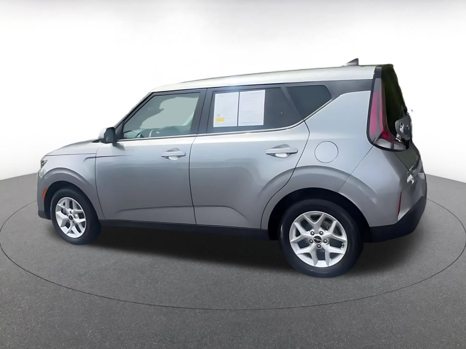 Thumbnail: 2025 Kia Soul - 10