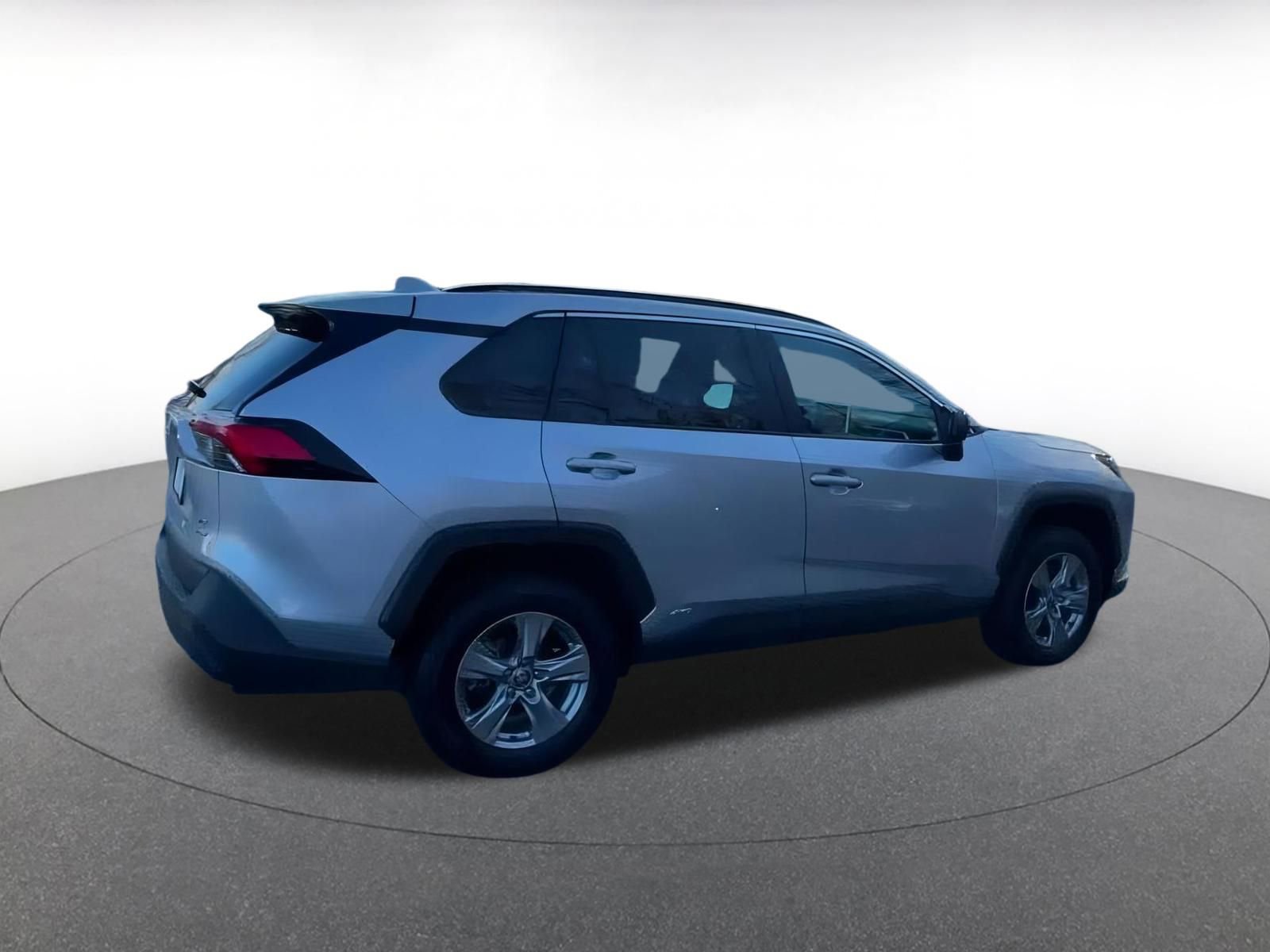 Thumbnail: 2025 Toyota RAV4 - 14