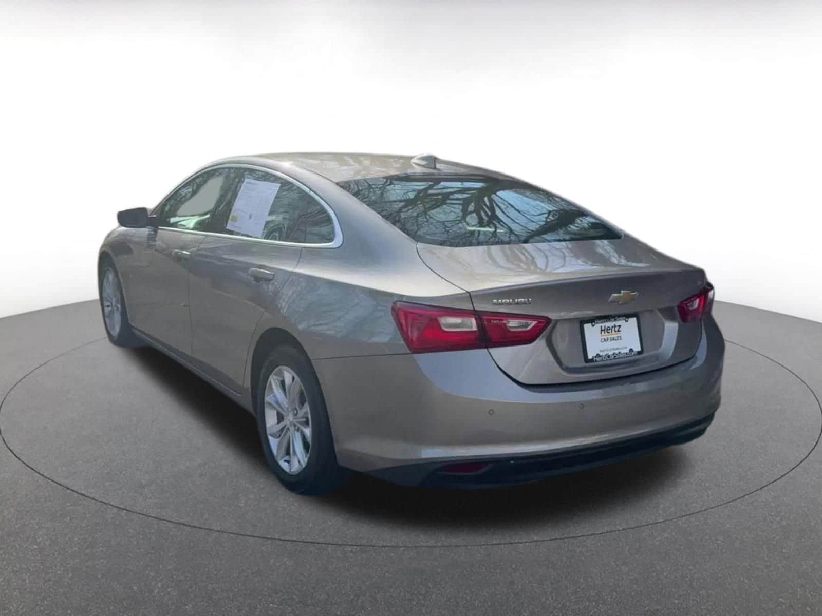 Thumbnail: 2024 Chevrolet Malibu - 10