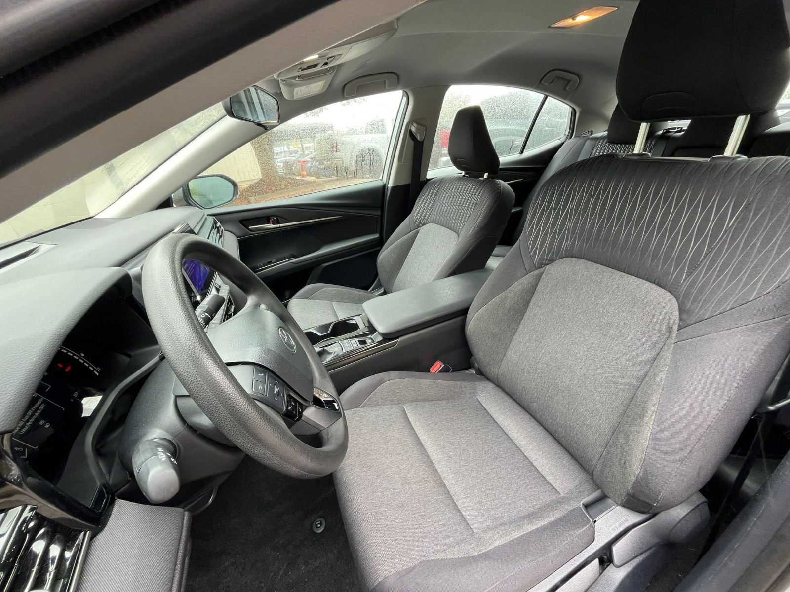 Thumbnail: 2025 Toyota Camry - 32