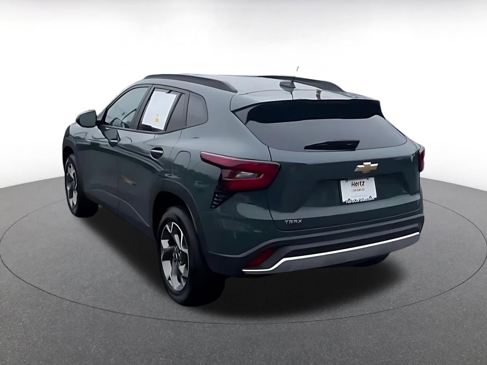 Thumbnail: 2025 Chevrolet Trax - 11