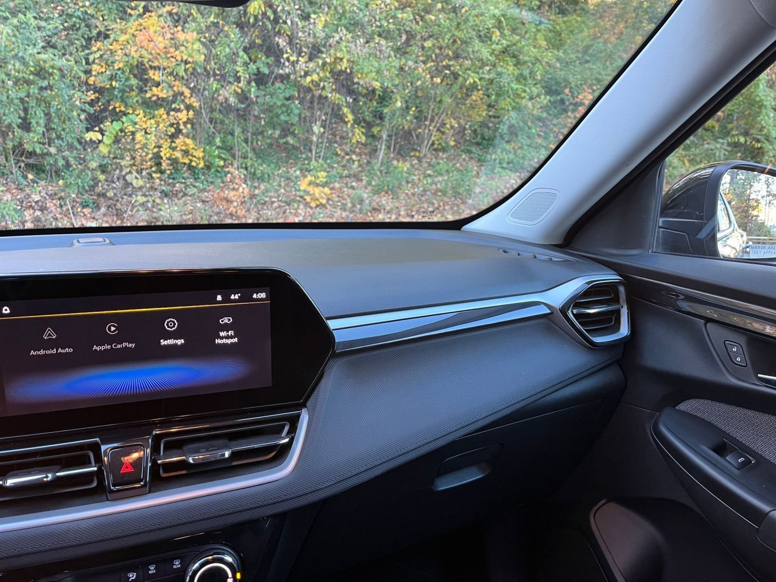 Thumbnail: 2025 Chevrolet TrailBlazer - 31