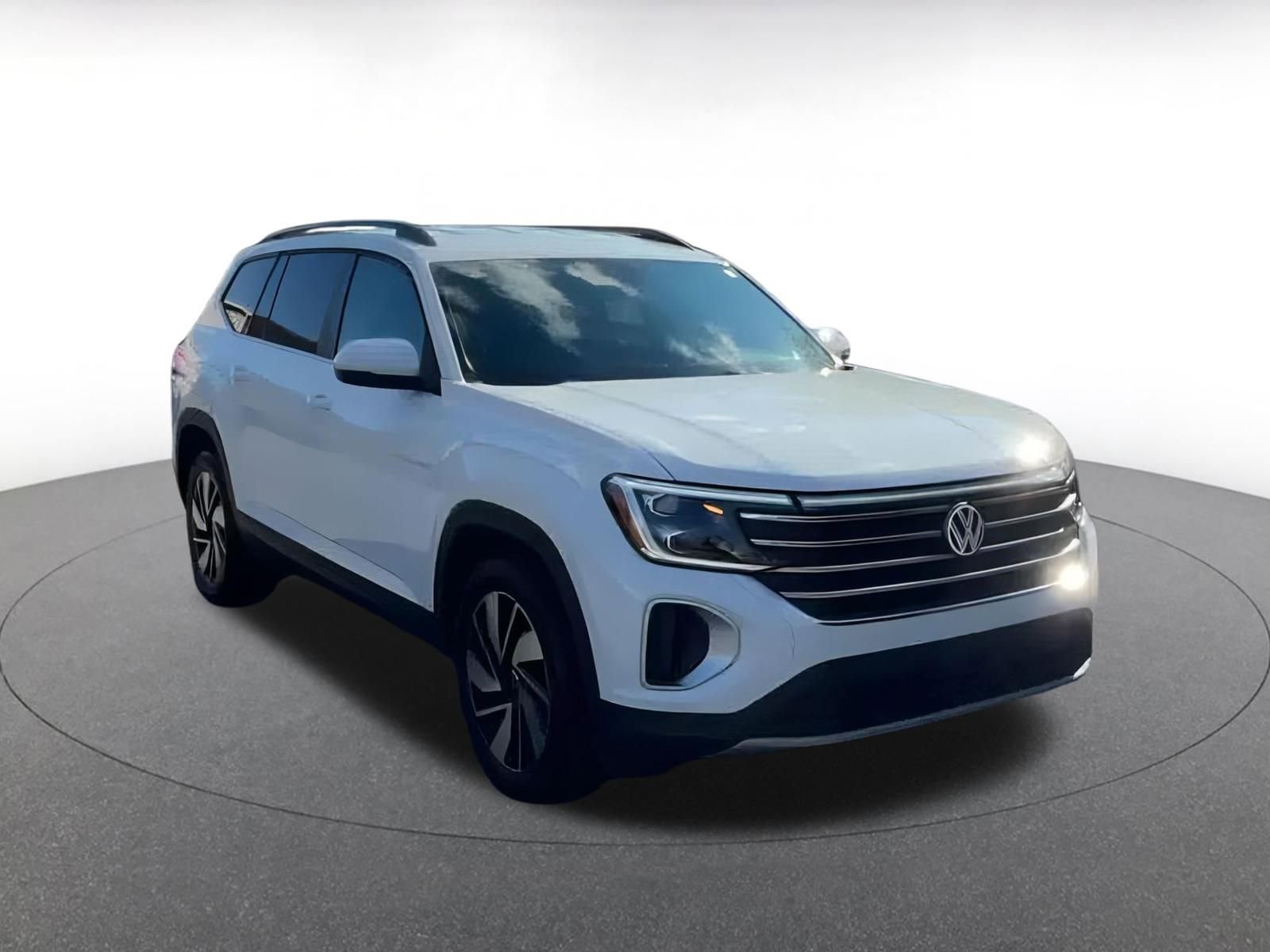 Thumbnail: 2025 Volkswagen Atlas - 3