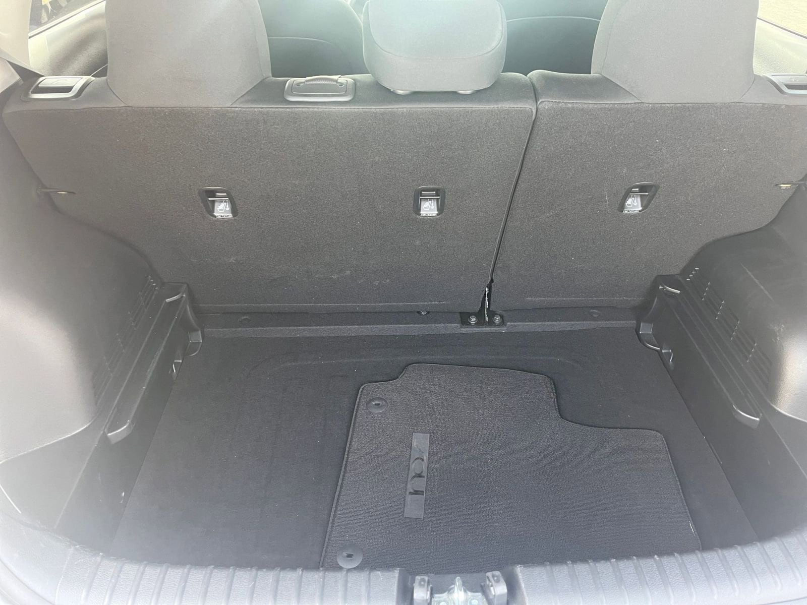 Thumbnail: 2025 Kia Soul - 25