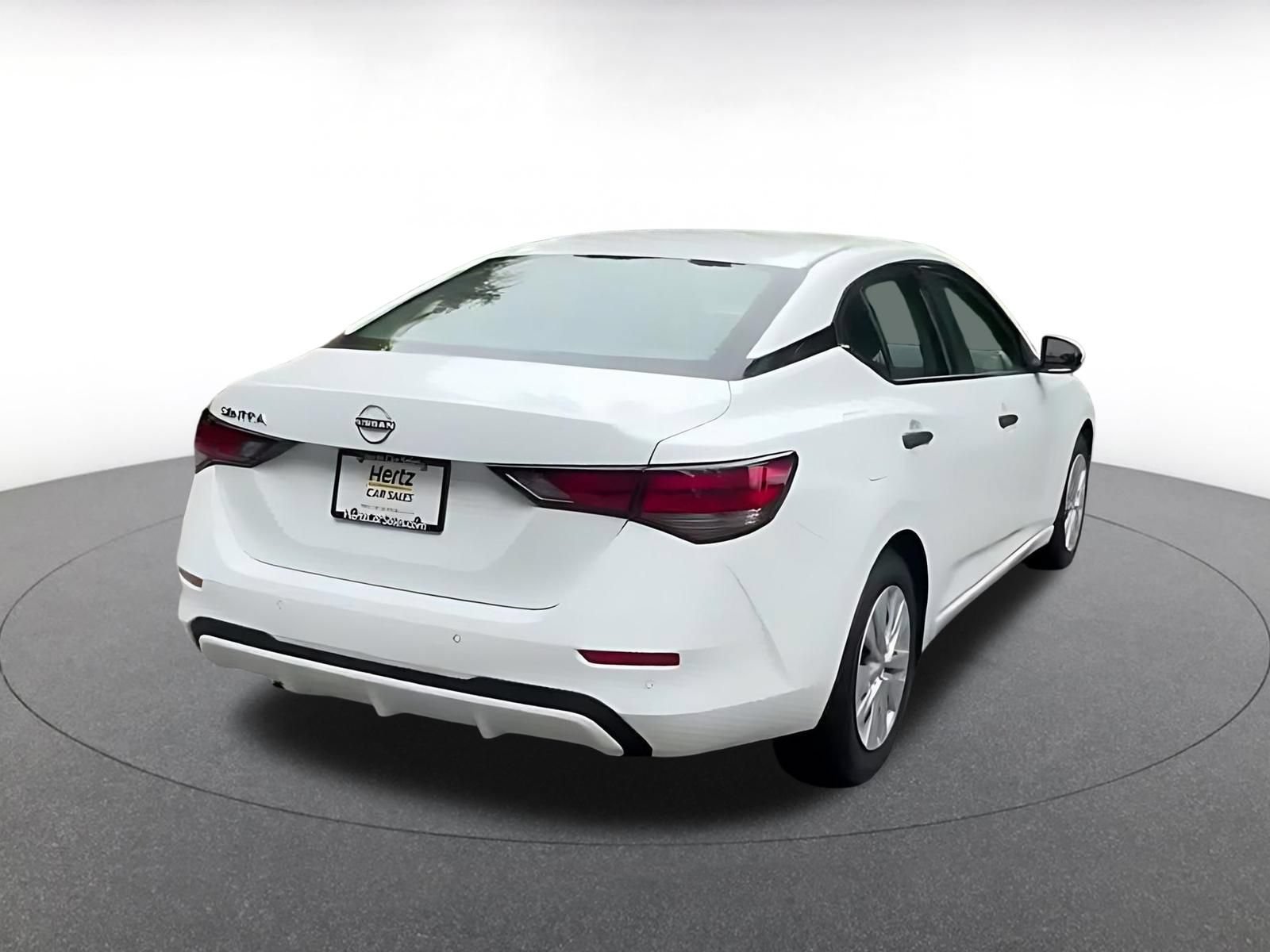 Thumbnail: 2025 Nissan Sentra - 12