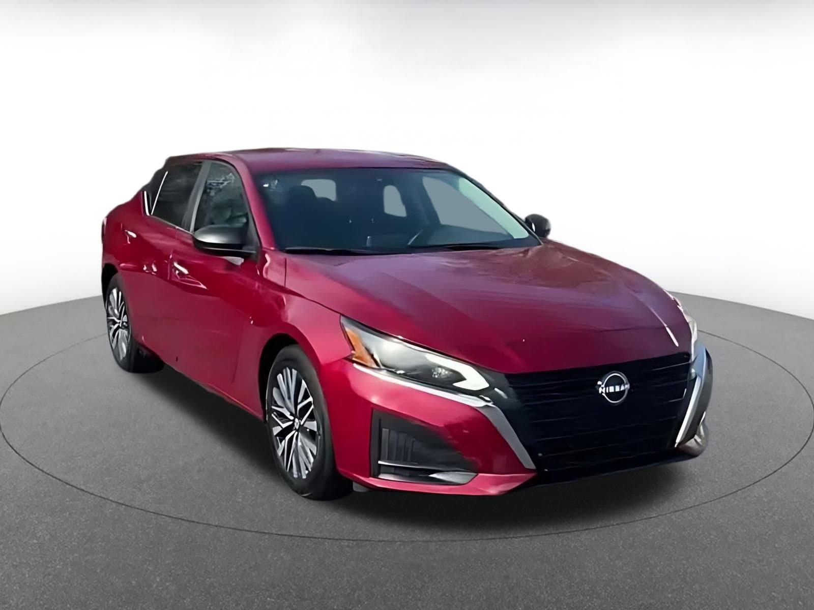 Thumbnail: 2025 Nissan Altima - 9