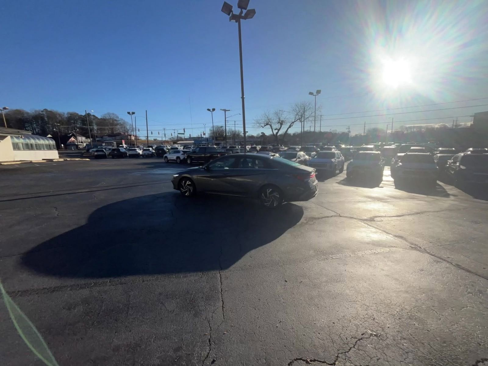 Thumbnail: 2025 Hyundai Elantra - 16